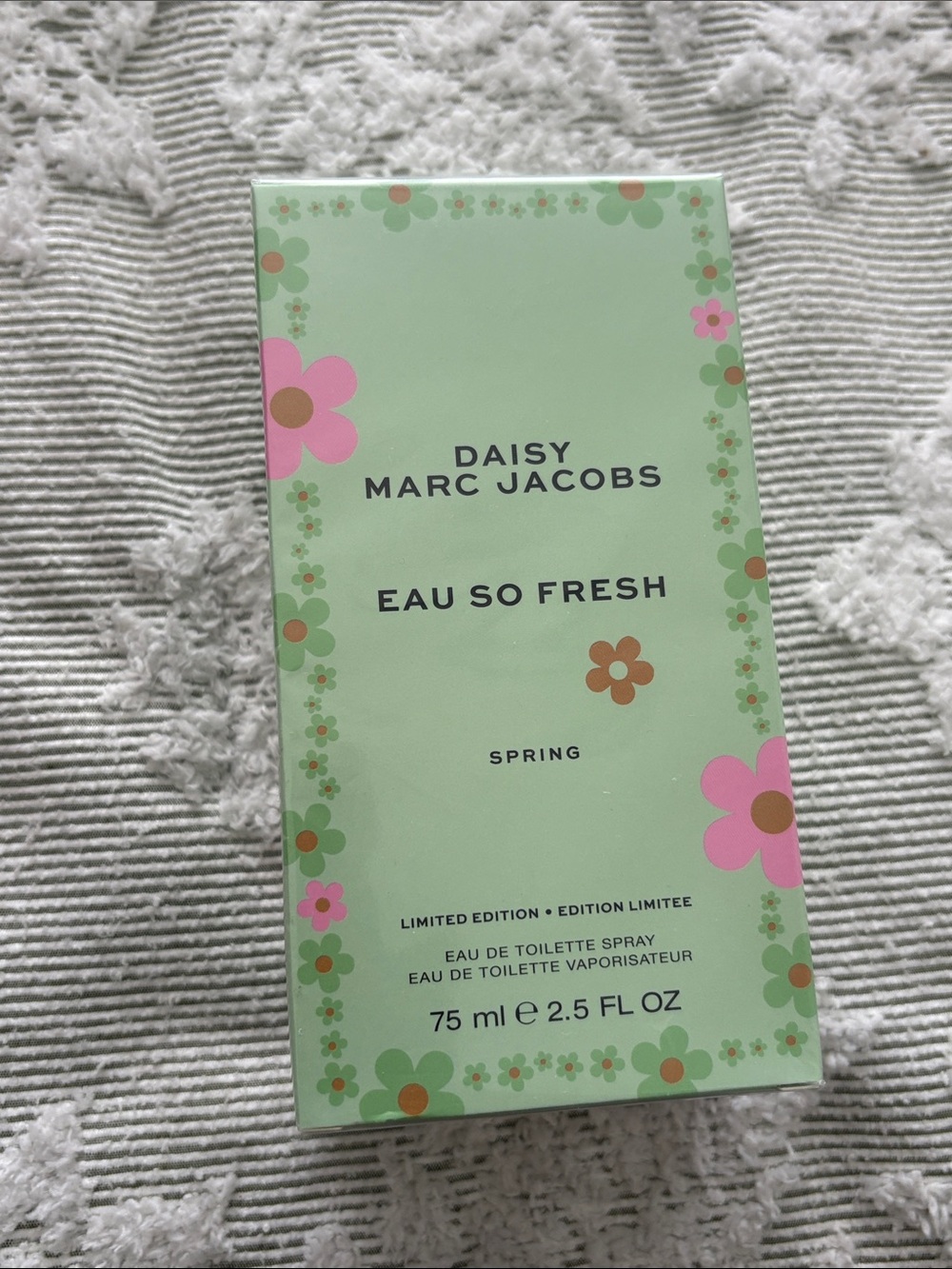 So Fresh Spring - Mint Green Floral Box